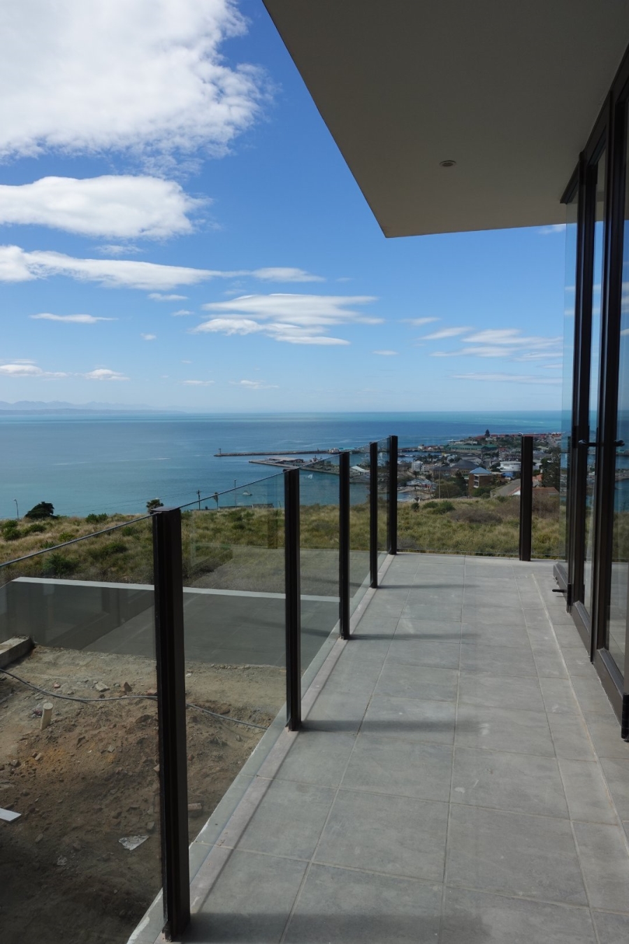 2 Bedroom Property for Sale in Da Nova Western Cape